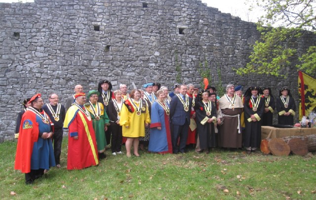 XVIIIème Chapitre (2012) - intronisation de Monsieur Denis Mathen, Gouverneur de la Province de Namur